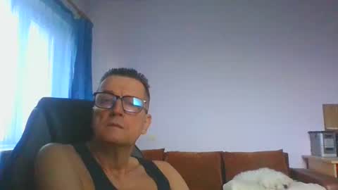 ulmeni4 online show from February 4, 7:36 am