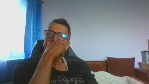 ulmeni7 online show from June 5, 3:11 am