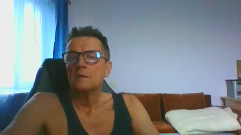 ulmeni7 online show from November 25, 6:59 am