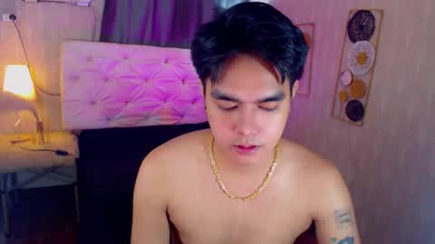 Alex online show from November 15, 7:49 pm