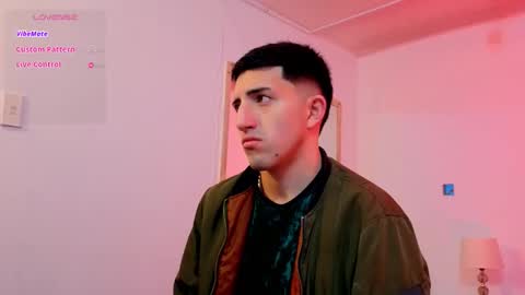 un_sluttyy online show from January 16, 11:24 am