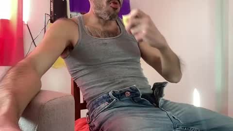 uncensoredcine online show from January 23, 9:07 pm