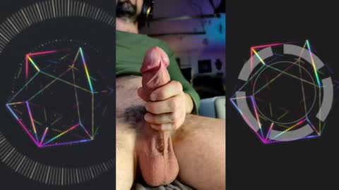 Snapshot of uncut_slut33 chatting on December 19, 2:45 am uncut_slut33 online show from December 19, 2:45 am