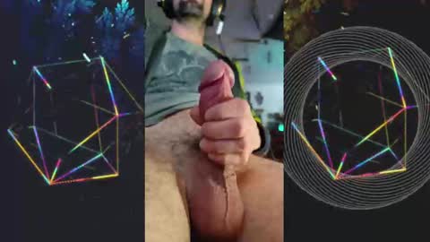 Snapshot of uncut_slut33 chatting on February 9, 4:40 pm uncut_slut33 online show from February 9, 4:40 pm