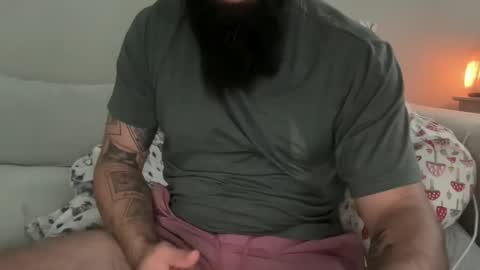 uncutbeard129840 online show from November 15, 4:53 pm