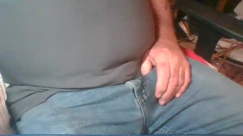 Snapshot of uncutmike7x5 chatting on January 9, 8:01 pm uncutmike7x5 online show from January 9, 8:01 pm