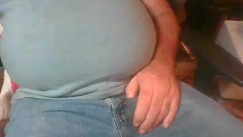 Snapshot of uncutmike7x5 chatting on March 1, 9:04 pm uncutmike7x5 online show from March 1, 9:04 pm