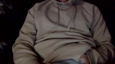 uncutone2345 online show from November 1, 5:55 am