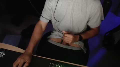 unicornflowers online show from January 19, 4:12 am