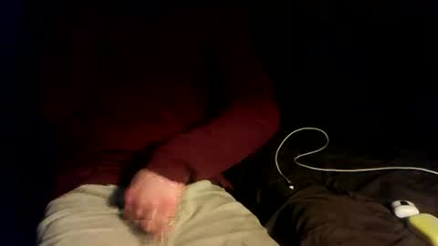 untouchableace84 online show from December 5, 7:48 am