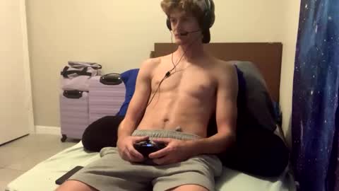 Stepbro online show from December 16, 11:44 am