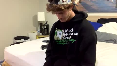 Stepbro online show from December 4, 7:56 pm