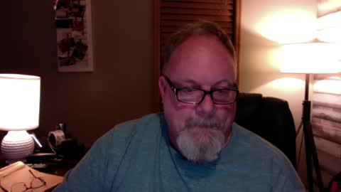 up2later online show from December 11, 5:22 am