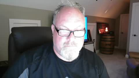 up2later online show from September 21, 5:29 am