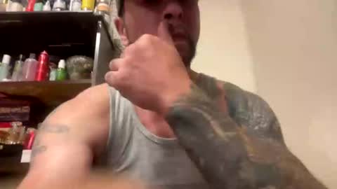 up4wuteva online show from November 2, 12:04 am