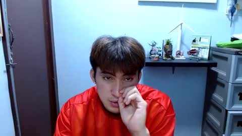 Ur jayqutee online show from December 11, 3:33 pm
