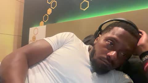 urbandick5 online show from February 20, 9:11 am