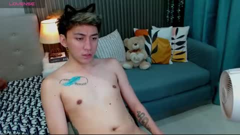 rose and khristine online show from November 14, 2:15 am