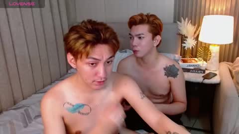 rose and khristine online show from November 29, 1:35 pm