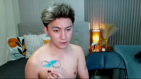 rose and khristine online show from November 3, 6:10 pm