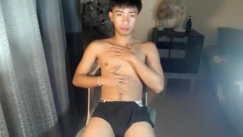 urdreamfuckboy_sev online show from September 8, 9:25 pm