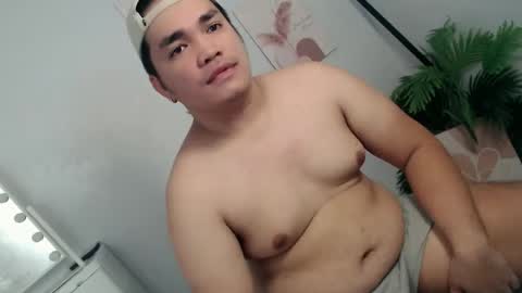 ure_fattytoy143 online show from March 2, 5:19 am