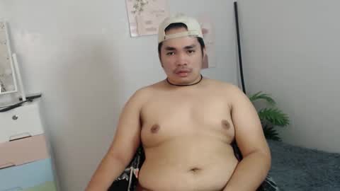 ure_fattytoy143 online show from March 17, 5:54 am