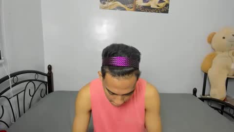 urfucker_vinz online show from February 5, 12:34 pm