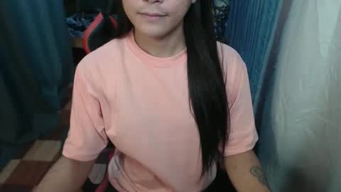 urqueen_queeny online show from December 1, 6:05 am