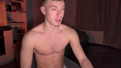 ursaotome online show from October 12, 1:21 am