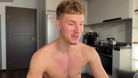 ursaotome online show from October 17, 12:20 pm