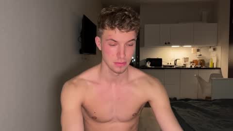 ursaotome online show from October 27, 2:52 pm