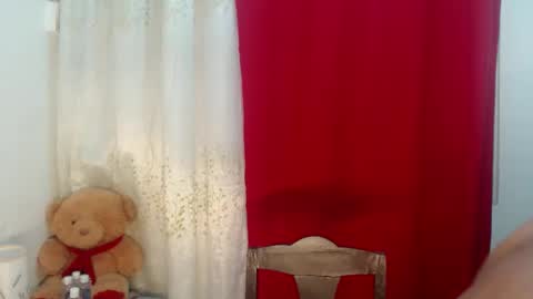 Snapshot of ursweetfucker_kimeya69 chatting on September 29, 12:03 pm ursweetfucker_kimeya69 online show from September 29, 12:03 pm