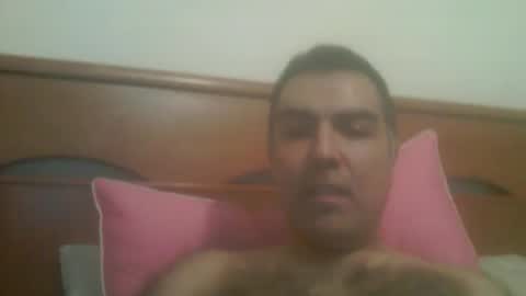 Snapshot of uruk1981 chatting on December 20, 12:27 pm uruk1981 online show from December 20, 12:27 pm