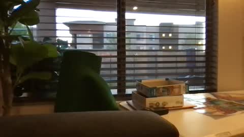 Urwivesaffair online show from December 19, 12:29 am