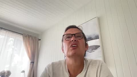 P online show from November 11, 10:37 pm