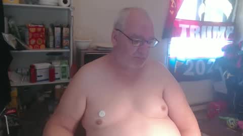 Eric online show from January 8, 3:39 pm