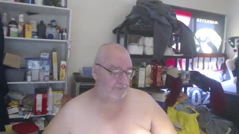 Eric online show from December 19, 3:52 pm