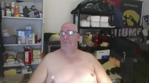 Eric online show from December 10, 3:30 am