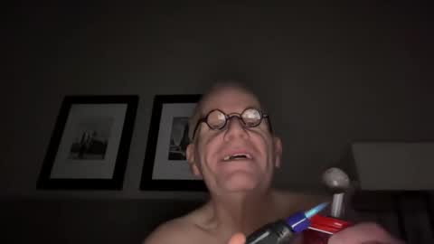 uwsflyguy online show from November 12, 1:50 pm