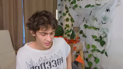 Valora online show from October 29, 12:19 pm