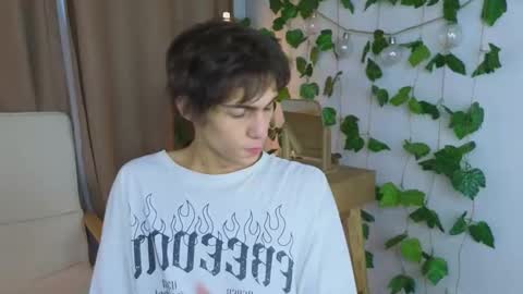 Valora online show from November 12, 12:22 pm