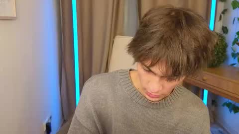 Valora online show from November 16, 1:46 pm