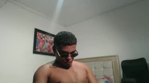 Snapshot of val_sex02 chatting on February 26, 12:38 am val_sex02 online show from February 26, 12:38 am