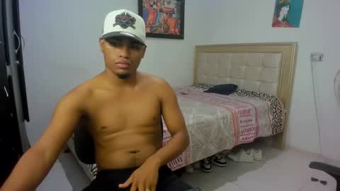 Snapshot of val_sex02 chatting on January 29, 4:19 pm val_sex02 online show from January 29, 4:19 pm