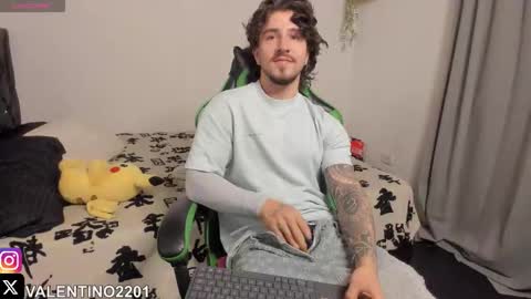 valentino online show from October 14, 1:12 am