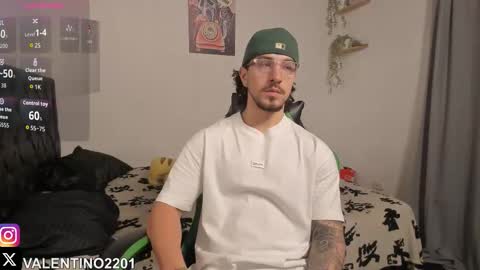 valentino online show from October 13, 1:11 am