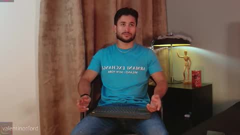 Valentino online show from October 22, 7:49 pm