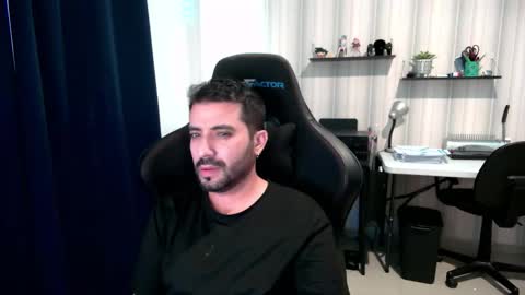 Roberto Carlos online show from November 2, 8:13 pm