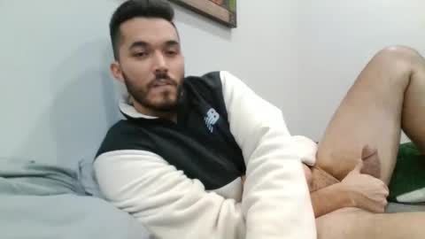 valleyboii69 online show from December 4, 11:23 pm